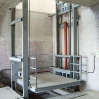 寧波起重機北侖液壓升降固定式貨運平台安裝，年檢，銷售，保養