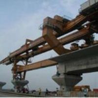 輔助導梁式架橋機，大型桁架式架橋機，書強起重大量供應