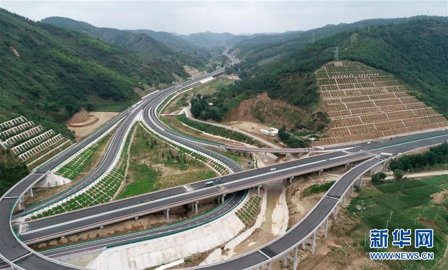 （聚焦複工複產）（6）陝西：清子高速公路建設有序推進