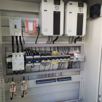 路橋起重MG180提梁機大車變頻帶糾偏電器櫃實拍
