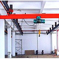 河南礦山起重機廠家直銷，MH門式抓鬥起重機低價。