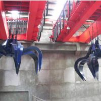 濟南起重機-抓鬥式起重機