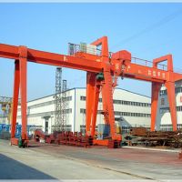 杭州起重機-雙梁門式橋式起重機